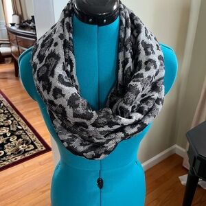 Leopard Print Infinity Scarf - Black and Gray